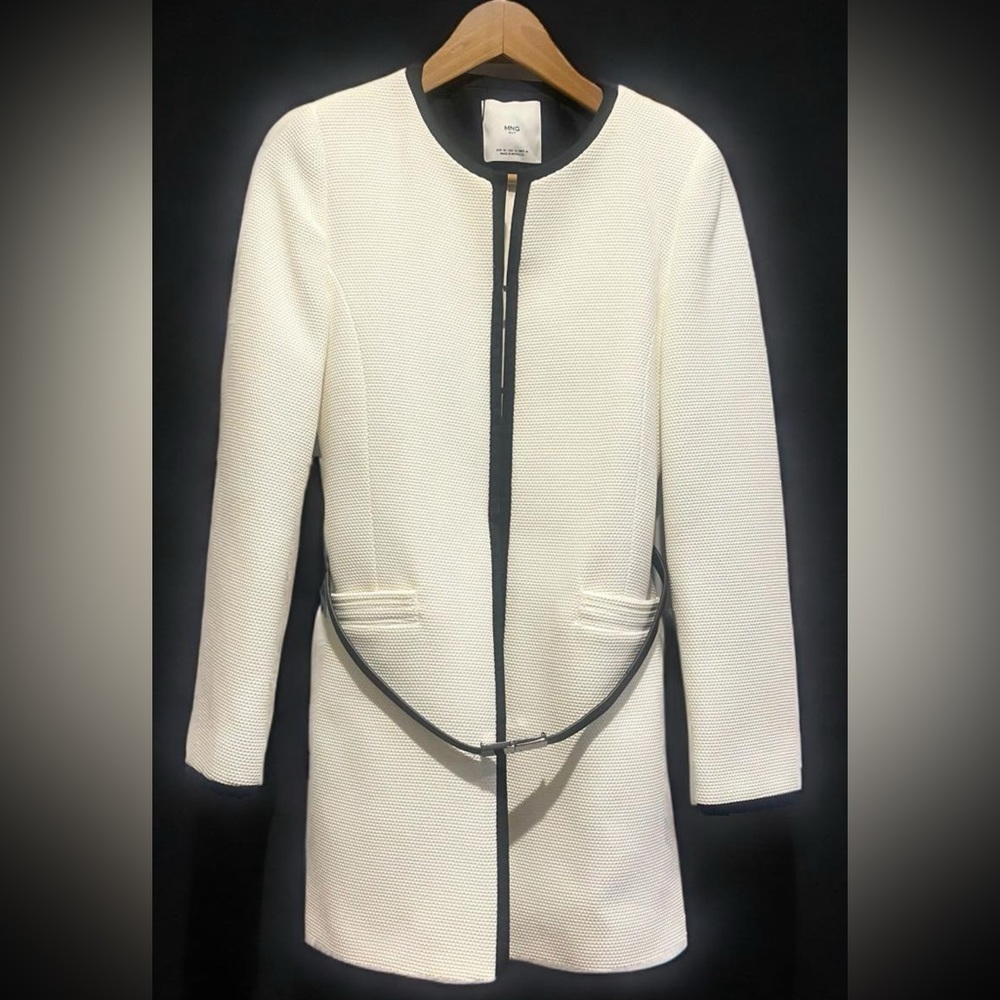 Mango medium size white with black trim tuxedo jacket.